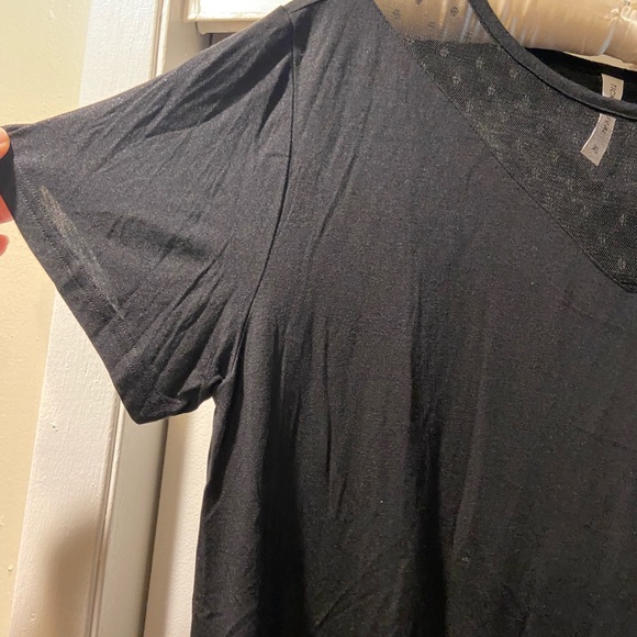 Black Tee - Picture 2 of 3